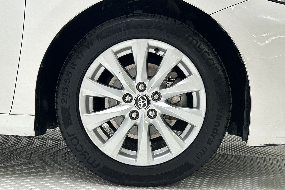 2020 Toyota Camry Ascent AXVH71R