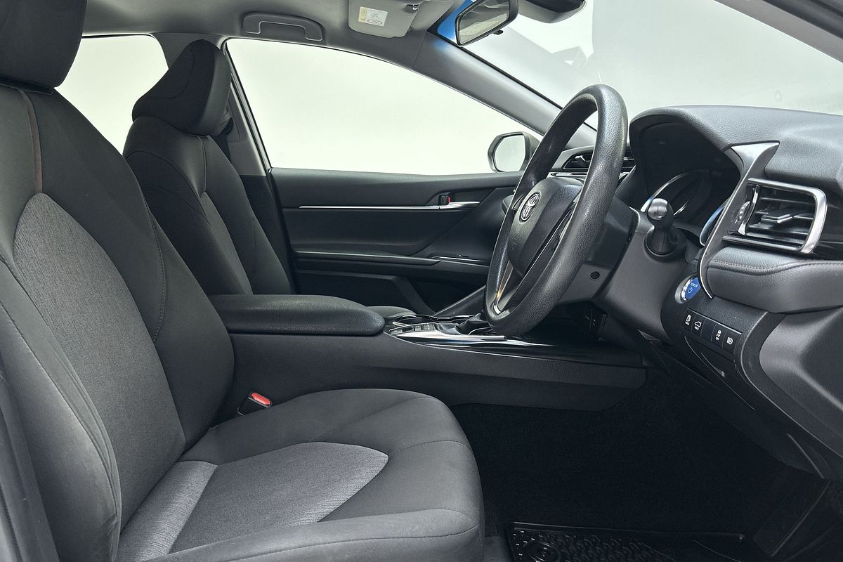 2020 Toyota Camry Ascent AXVH71R