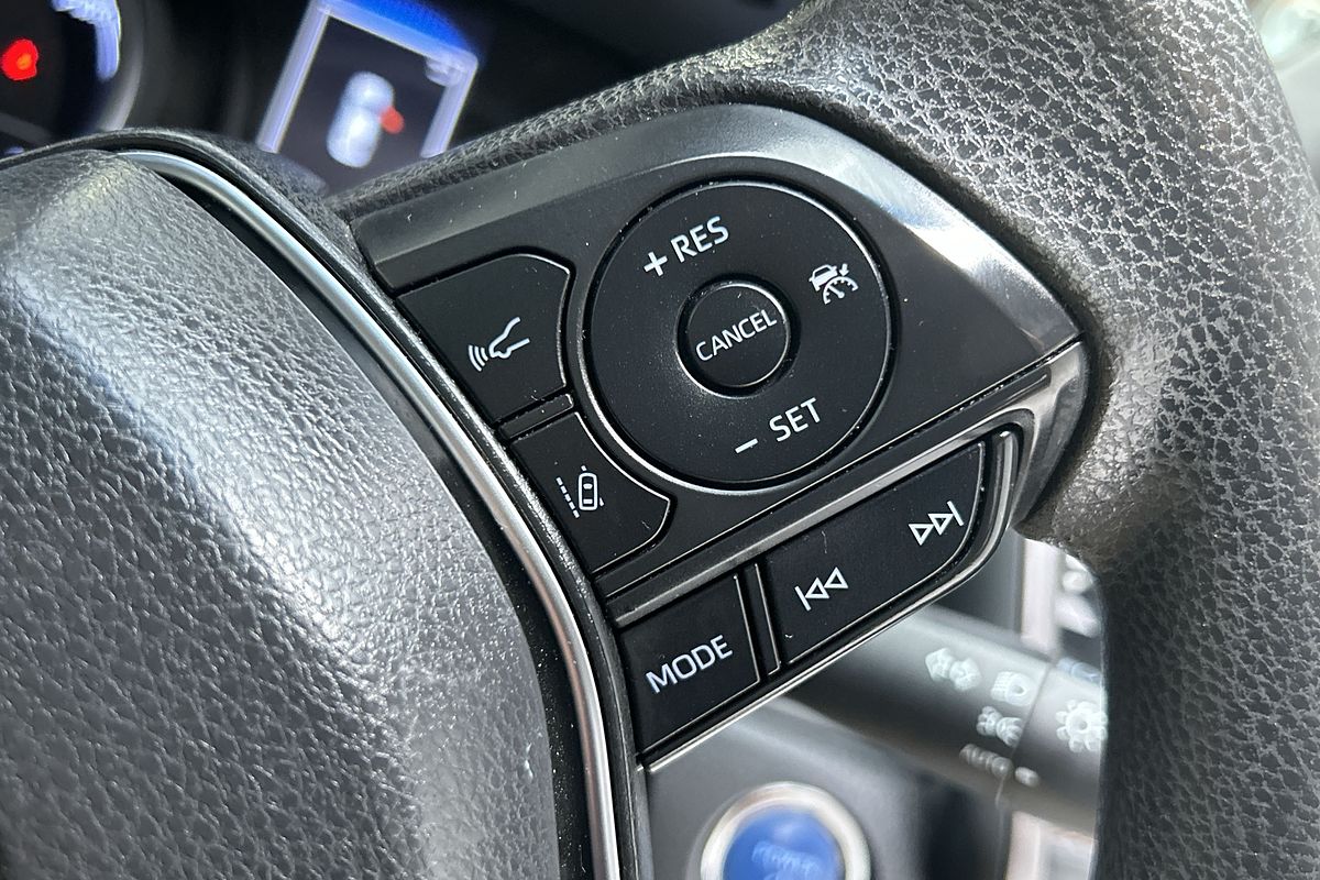 2020 Toyota Camry Ascent AXVH71R