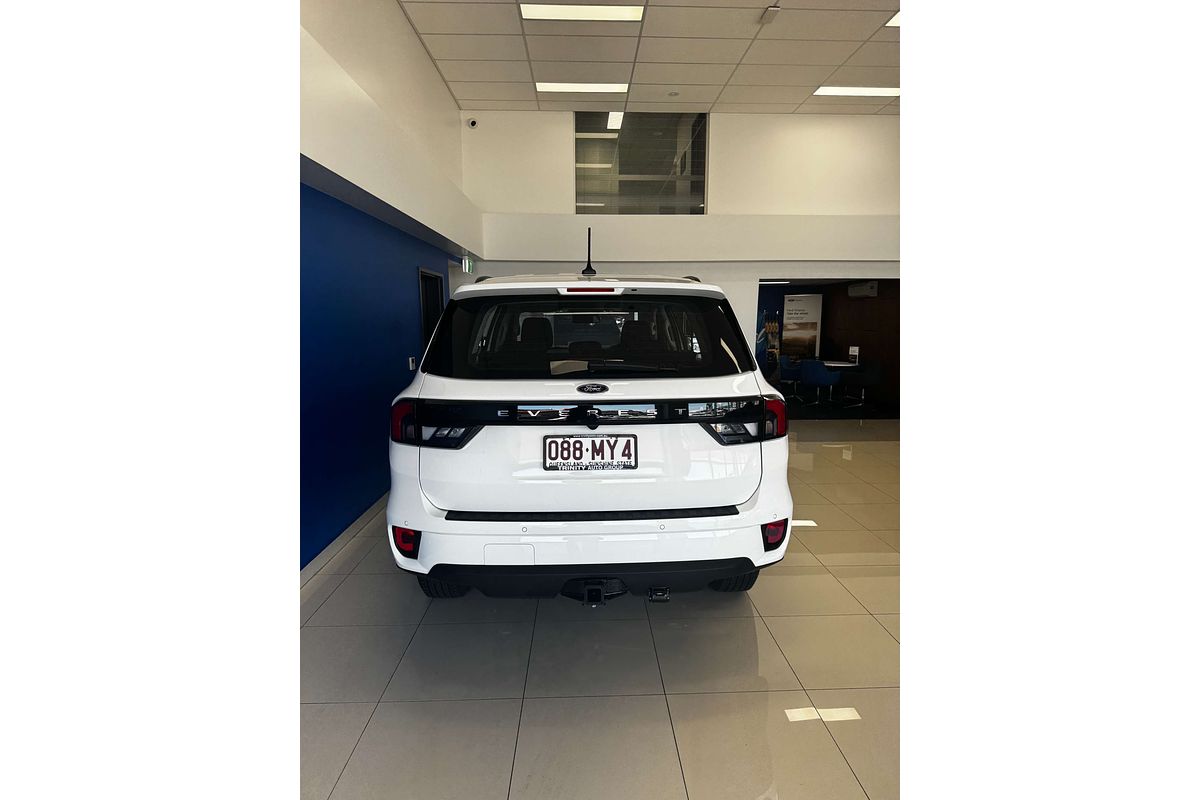 2025 Ford Everest Ambiente  2.0L