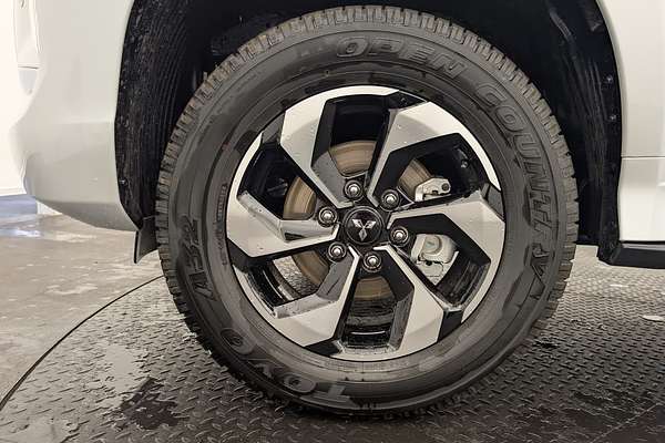 2025 Mitsubishi Pajero Sport Exceed QG