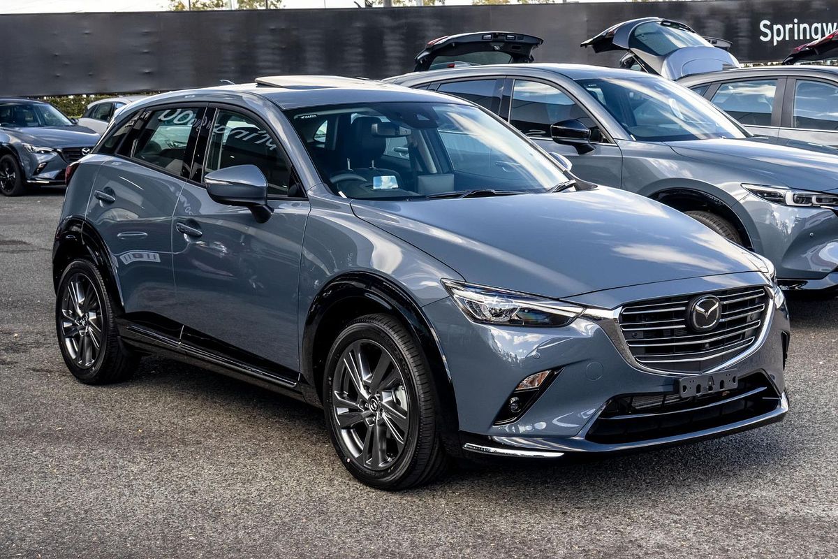 2025 Mazda CX-3 G20 Akari DK