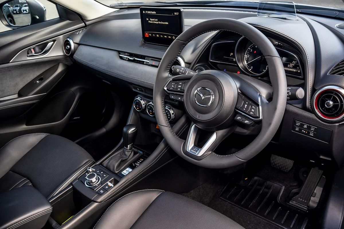 2025 Mazda CX-3 G20 Akari DK