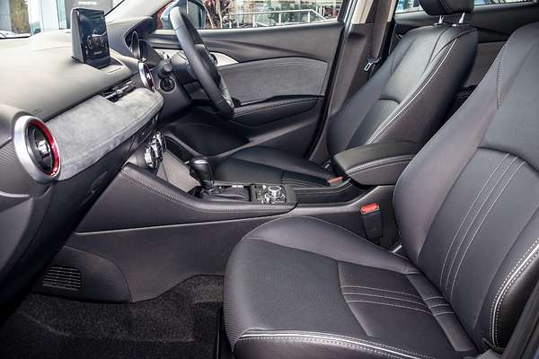 2025 Mazda CX-3 G20 Akari DK