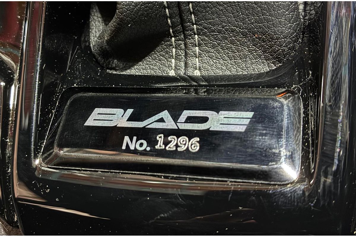 2025 Isuzu D-MAX BLADE 4X4