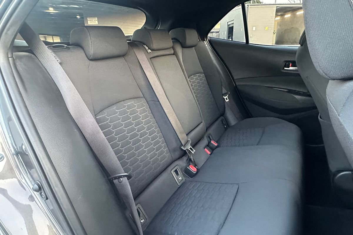 2021 Toyota Corolla SX MZEA12R