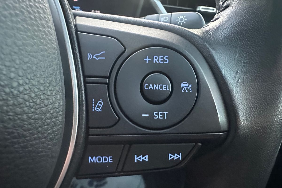 2021 Toyota Corolla SX MZEA12R