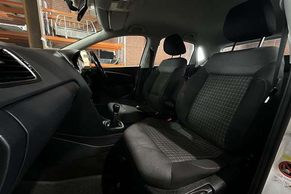 2016 Volkswagen Polo 81TSI Comfortline 6R