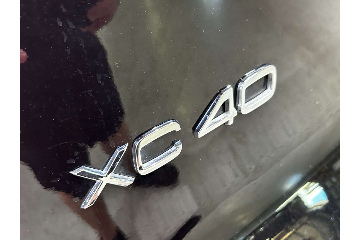 2023 Volvo XC40 Recharge Pure Electric