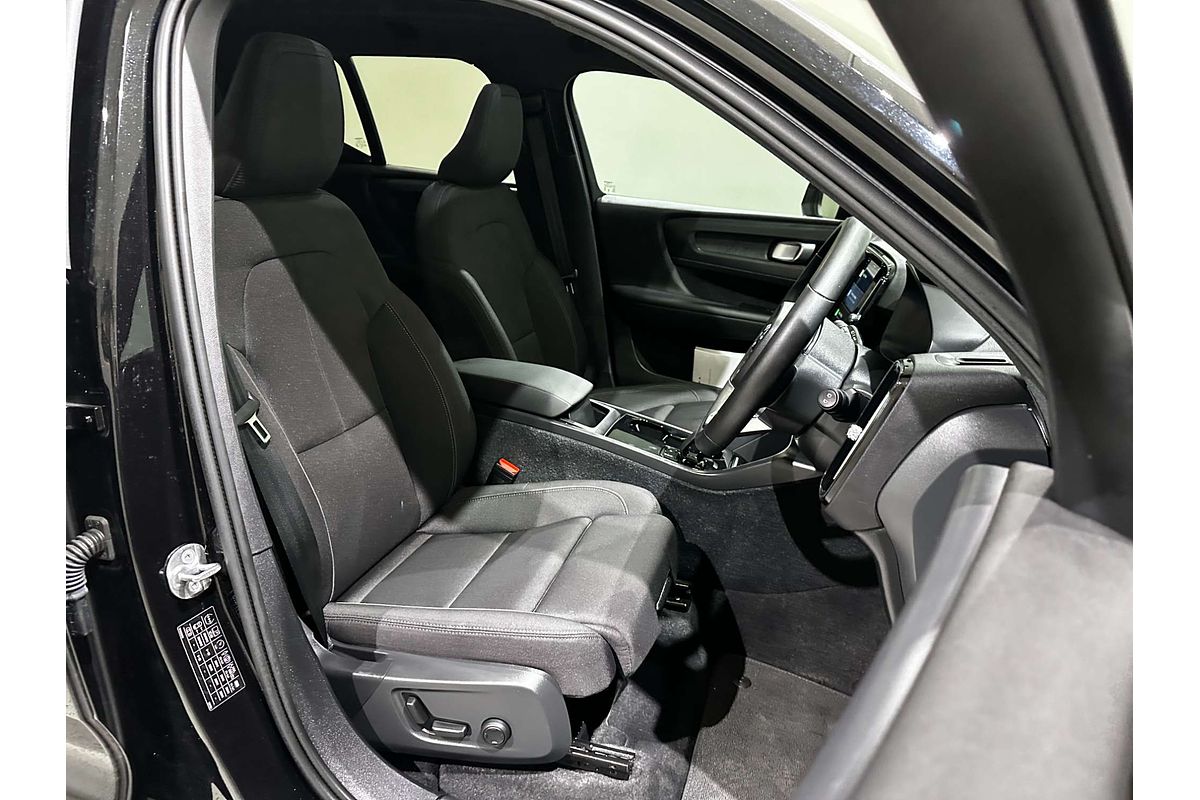 2023 Volvo XC40 Recharge Pure Electric