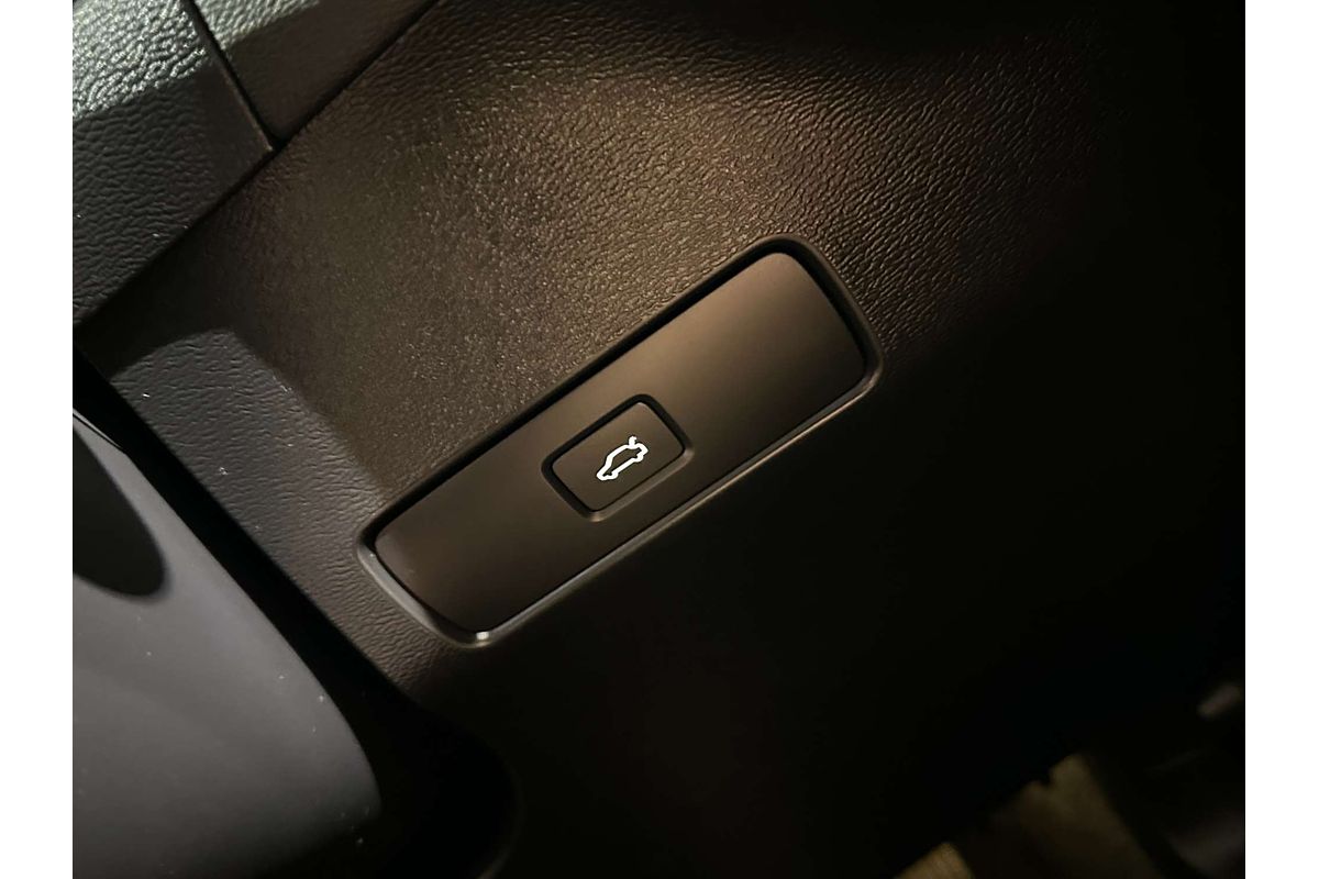 2023 Volvo XC40 Recharge Pure Electric