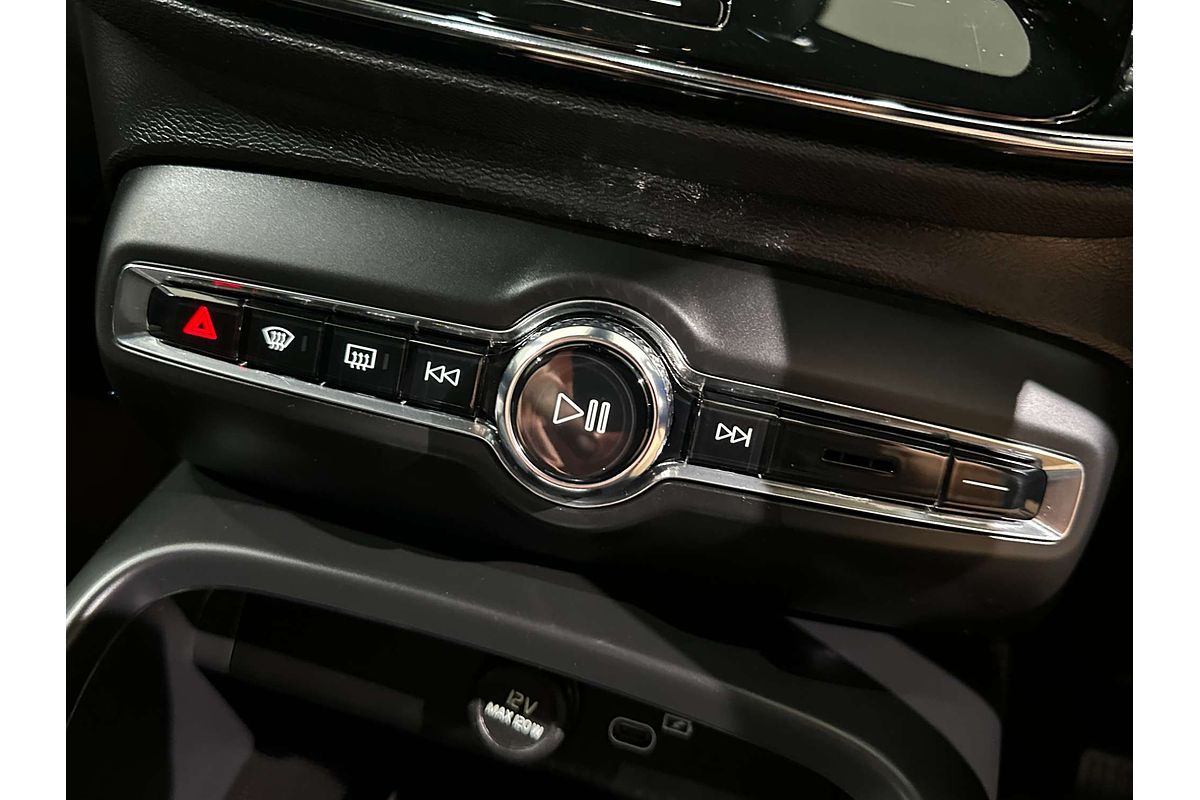 2023 Volvo XC40 Recharge Pure Electric