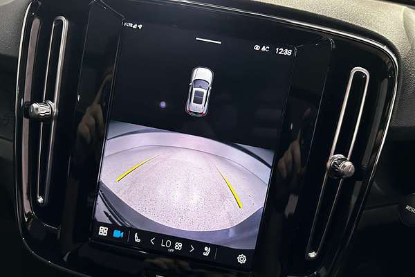 2023 Volvo XC40 Recharge Pure Electric
