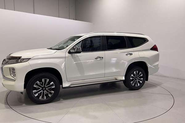 2020 Mitsubishi Pajero Sport GLS QF