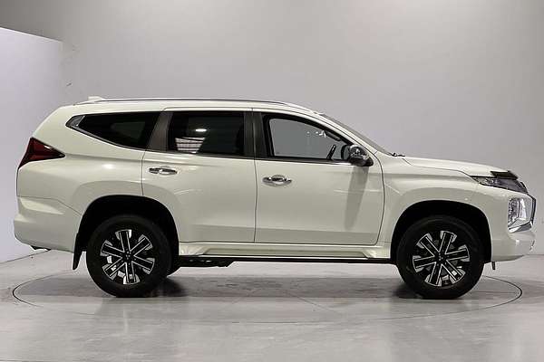 2020 Mitsubishi Pajero Sport GLS QF