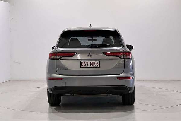 2023 Mitsubishi Outlander ES ZM