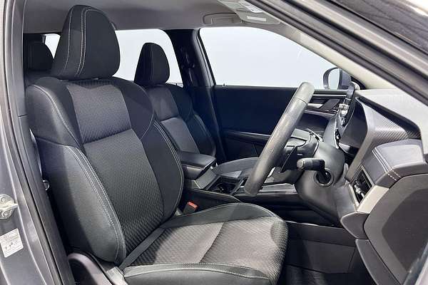2023 Mitsubishi Outlander ES ZM