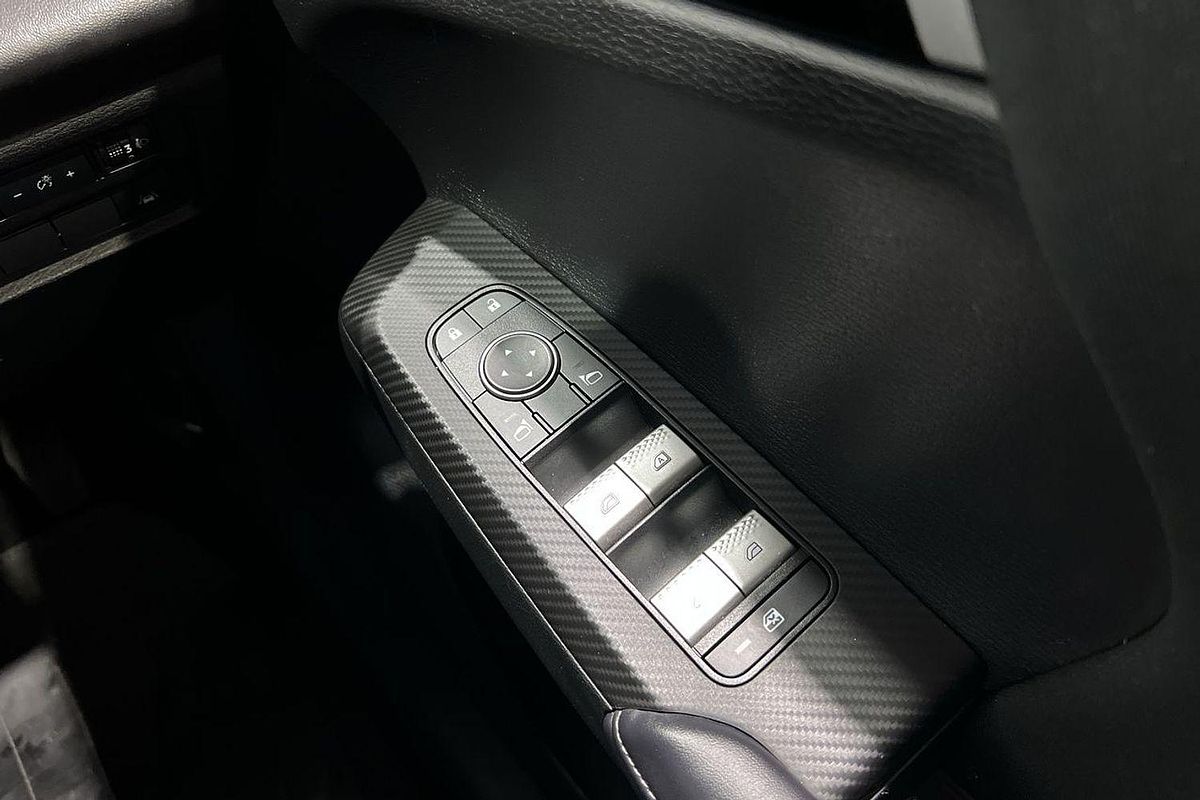 2023 Mitsubishi Outlander ES ZM