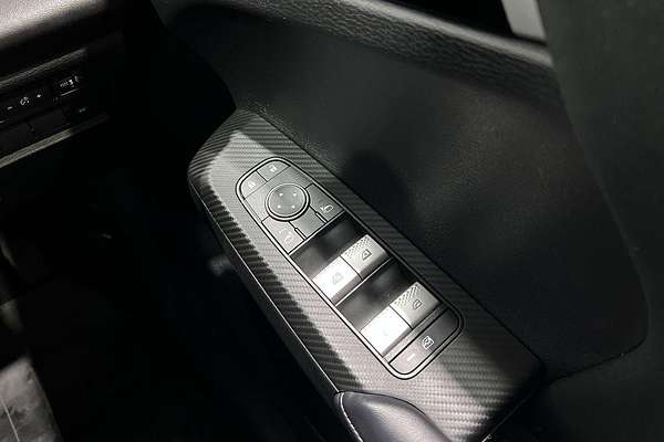 2023 Mitsubishi Outlander ES ZM