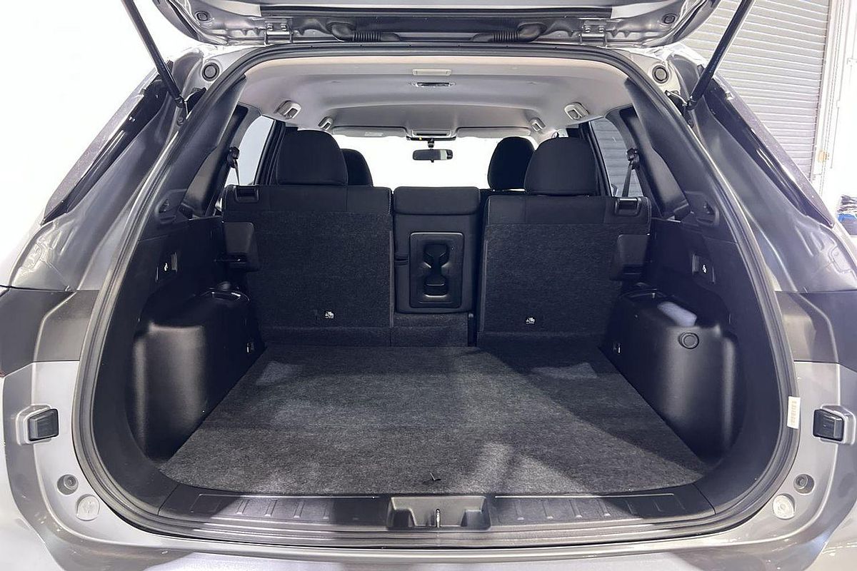 2023 Mitsubishi Outlander ES ZM