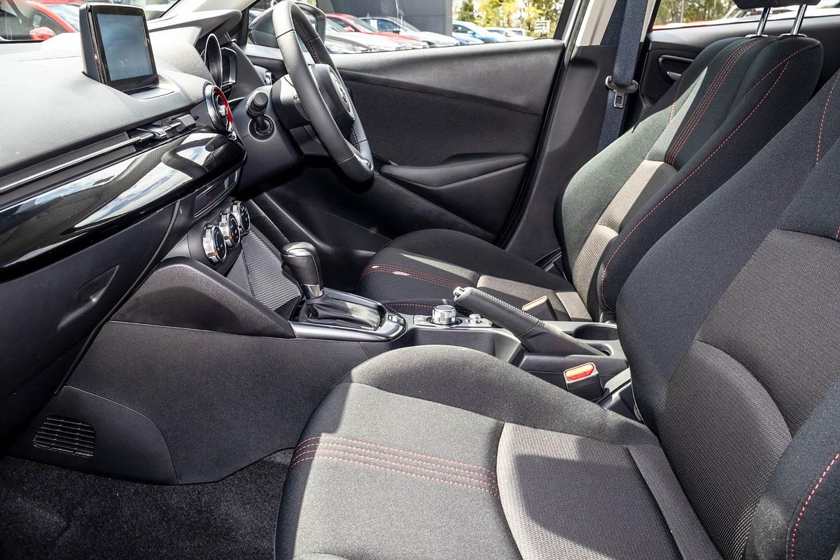 2025 Mazda 2 G15 Evolve DJ Series