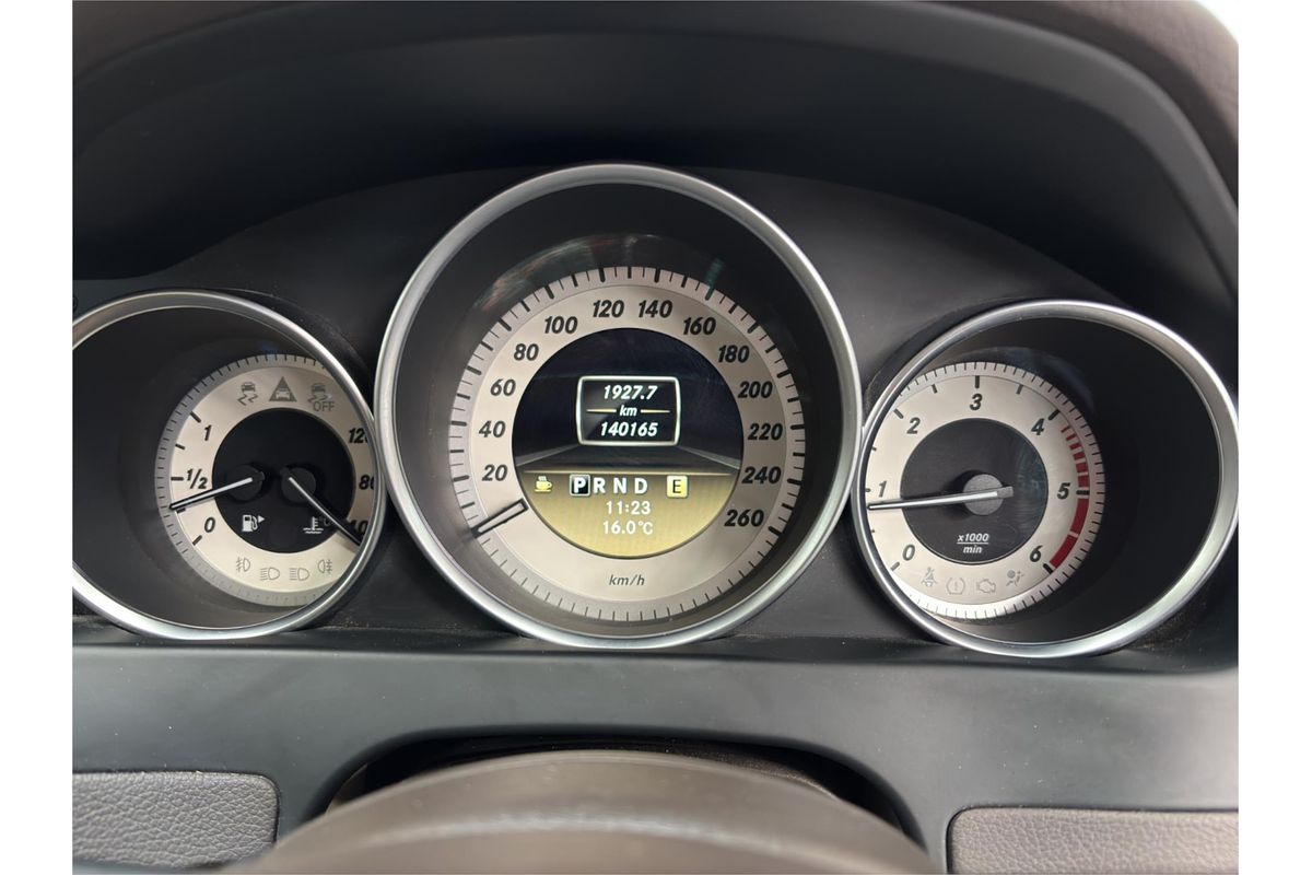 2011 Mercedes-Benz C-Class C250 CDI BlueEFFICIENCY Elegance W204