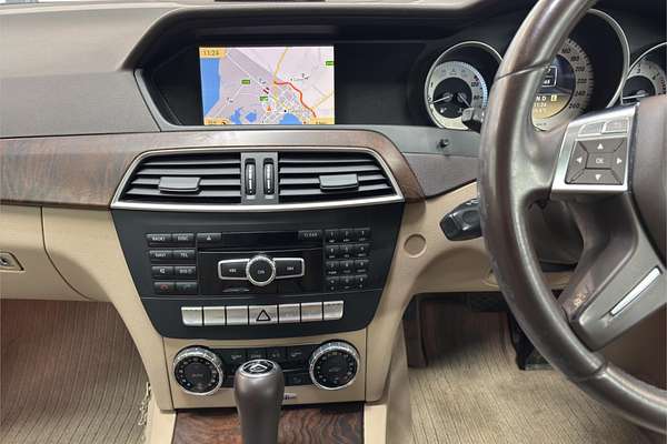 2011 Mercedes-Benz C-Class C250 CDI BlueEFFICIENCY Elegance W204