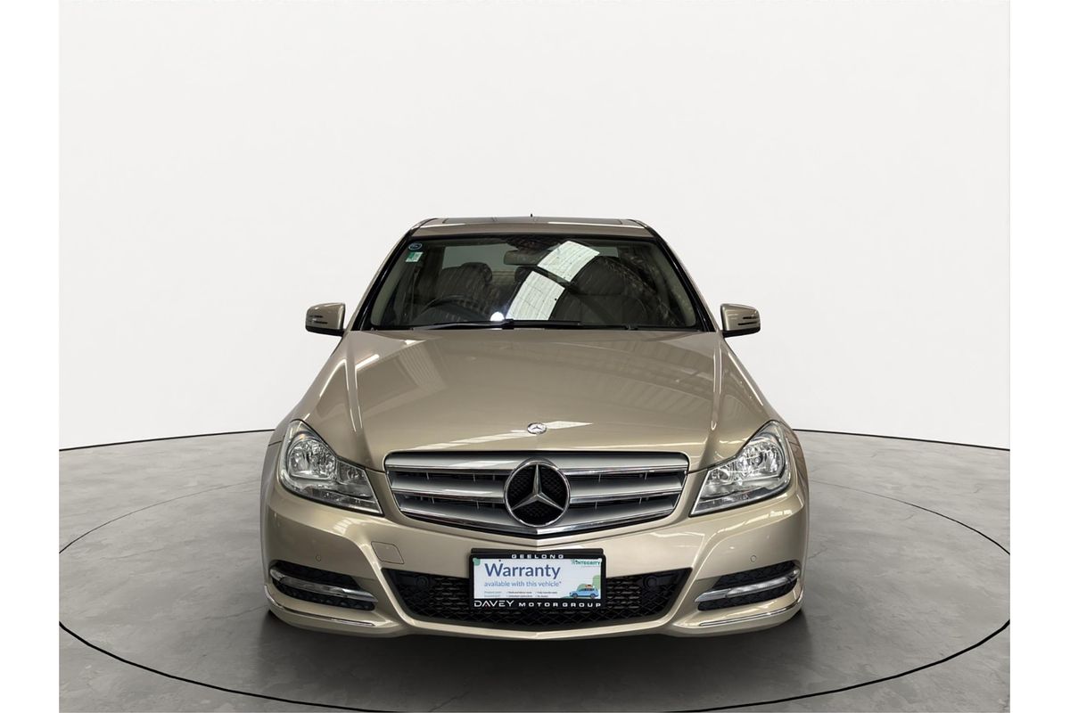 2011 Mercedes-Benz C-Class C250 CDI BlueEFFICIENCY Elegance W204