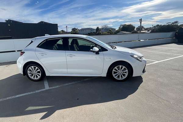 2022 Toyota Corolla Ascent Sport Hybrid ZWE211R