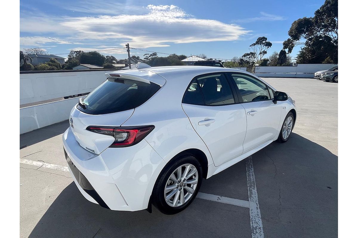 2022 Toyota Corolla Ascent Sport Hybrid ZWE211R