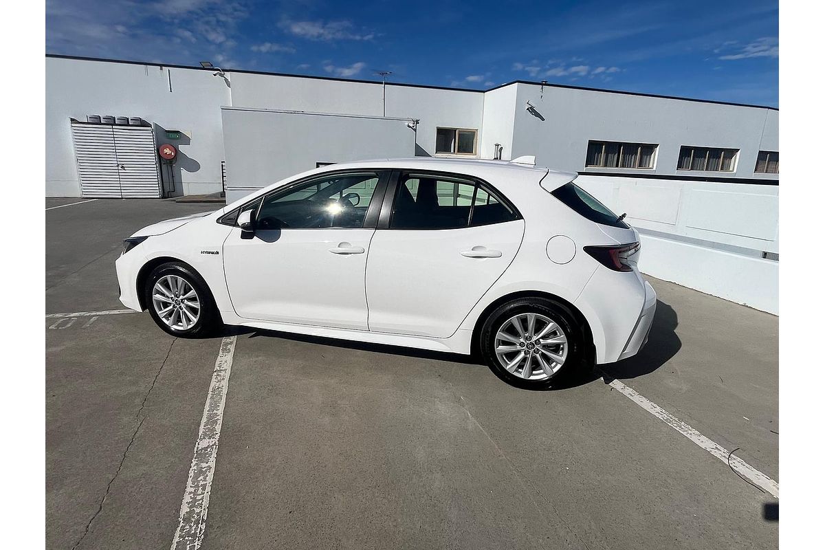 2022 Toyota Corolla Ascent Sport Hybrid ZWE211R