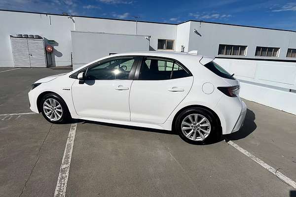 2022 Toyota Corolla Ascent Sport Hybrid ZWE211R