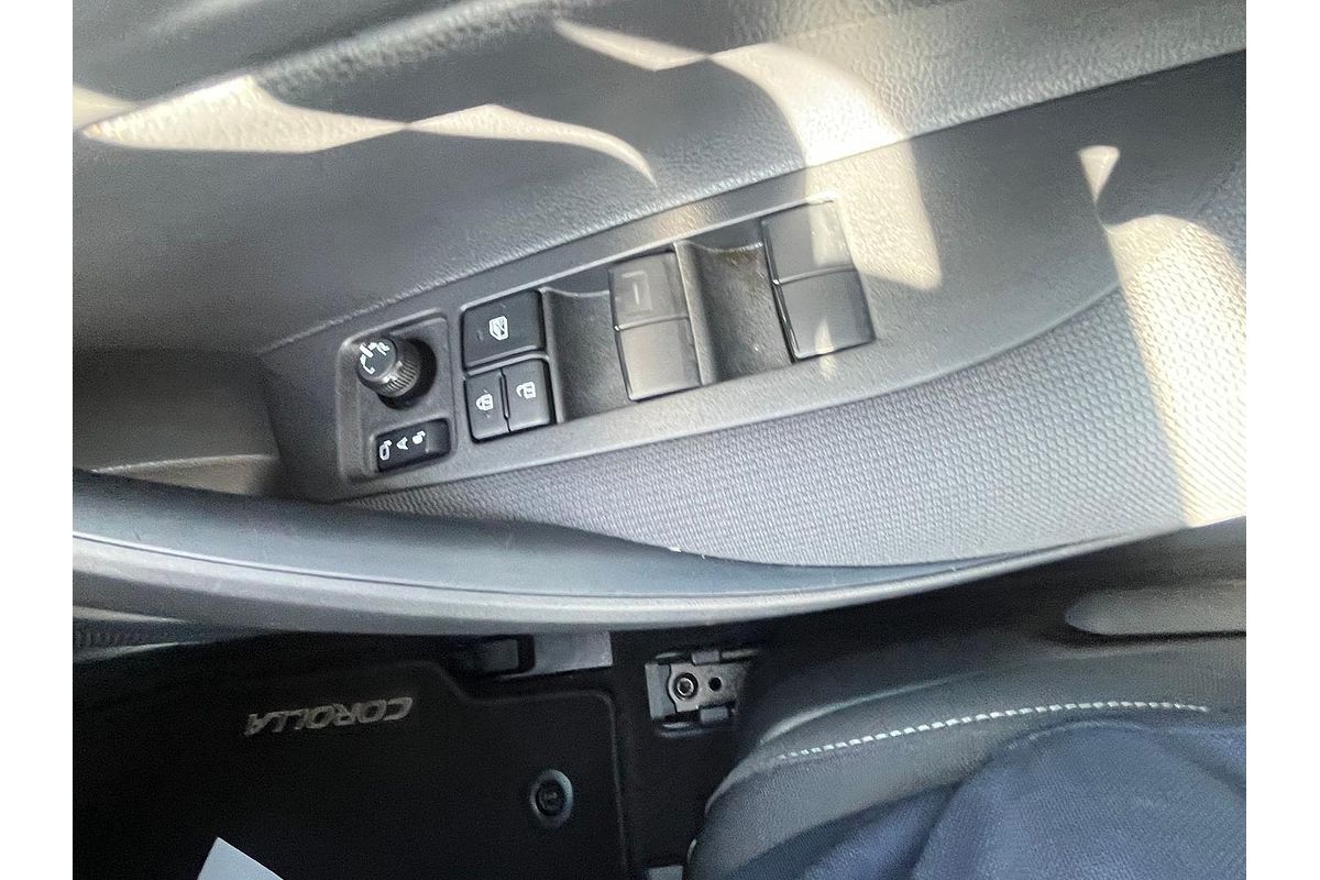 2022 Toyota Corolla Ascent Sport Hybrid ZWE211R