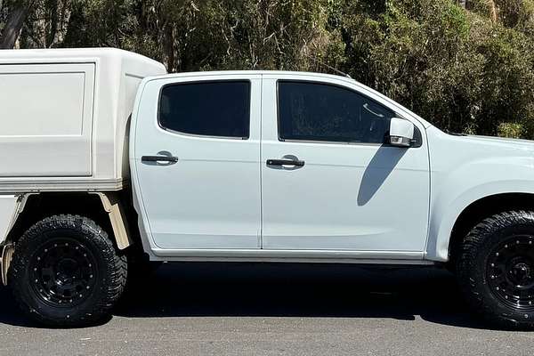 2018 Isuzu D-MAX SX 4X4