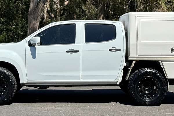 2018 Isuzu D-MAX SX 4X4