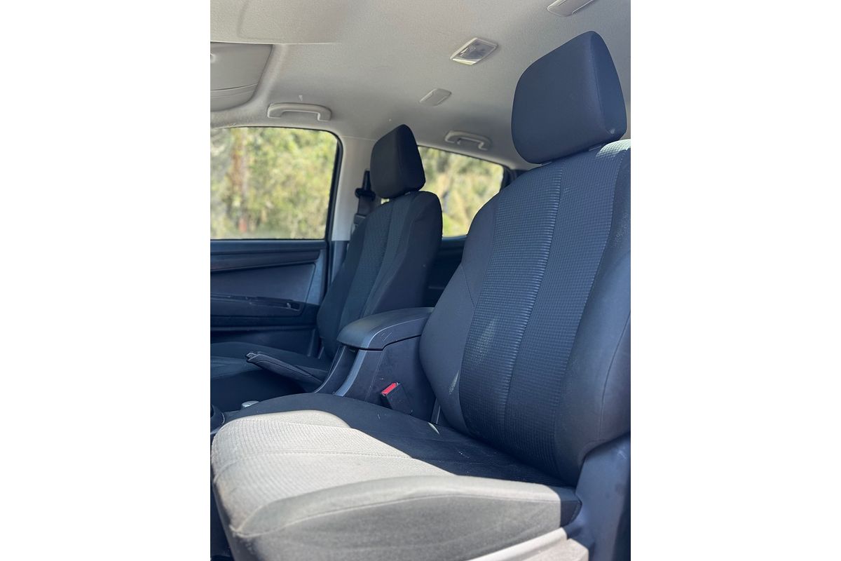 2018 Isuzu D-MAX SX 4X4