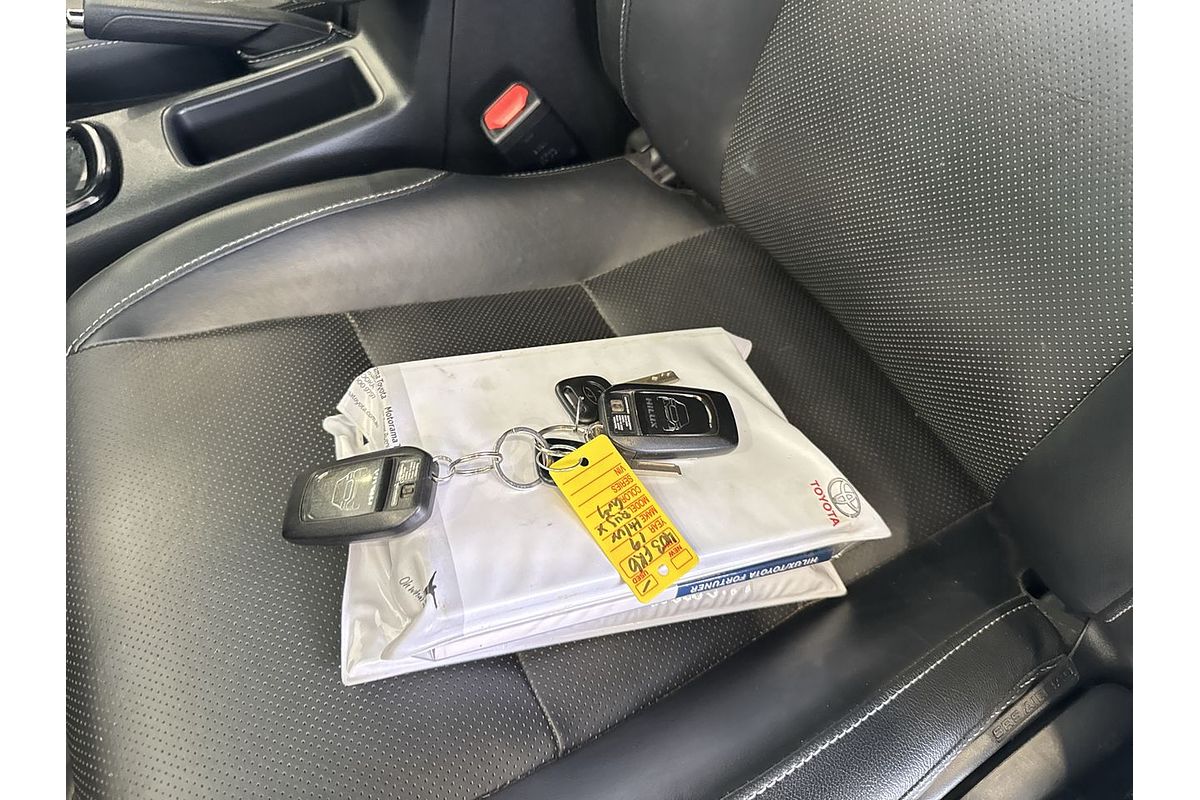 2019 Toyota Hilux Rugged X GUN126R 4X4