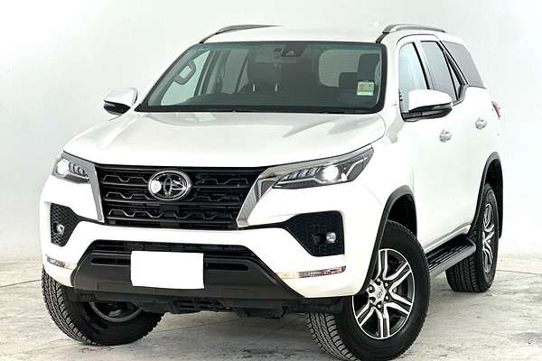2024 Toyota Fortuner GXL GUN156R