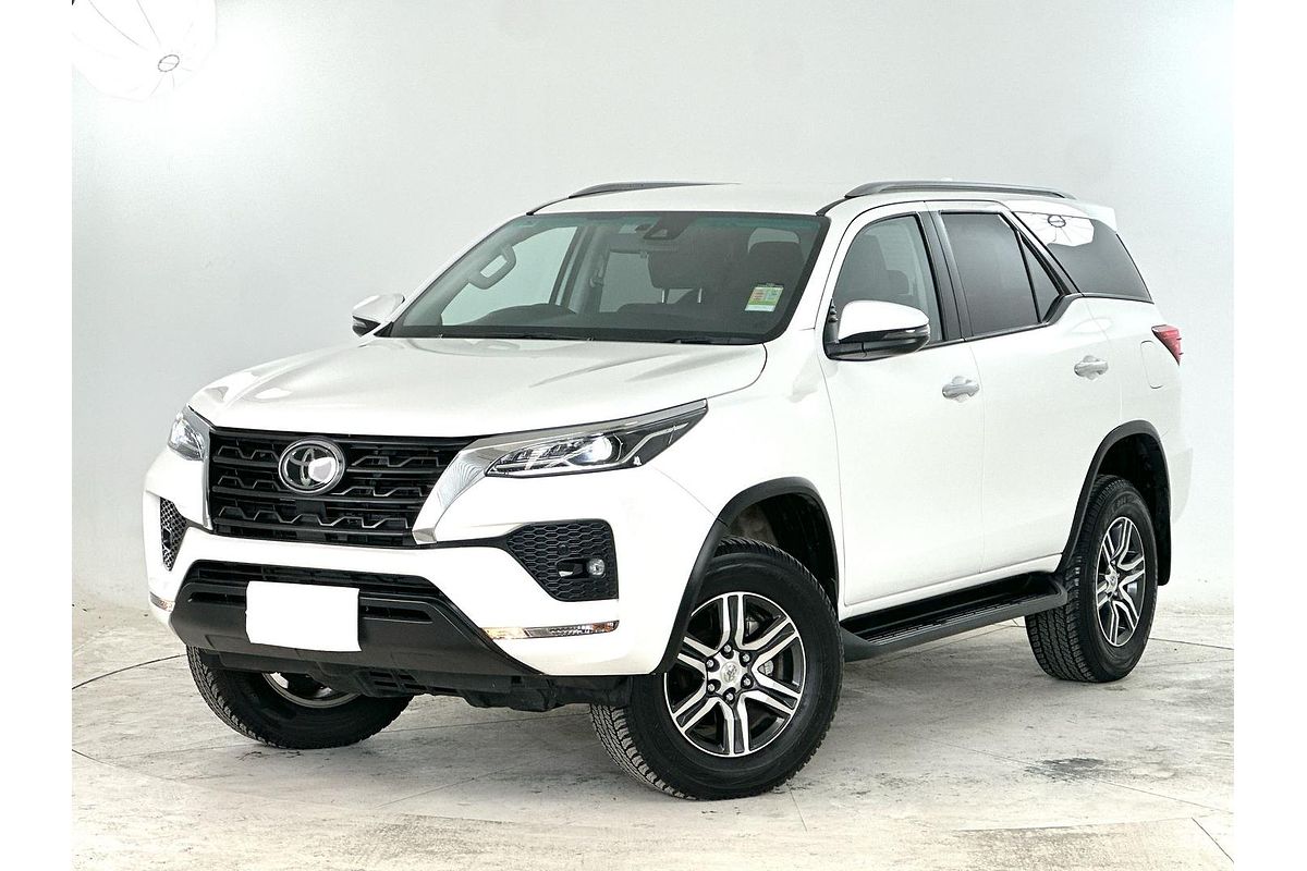 2024 Toyota Fortuner GXL GUN156R