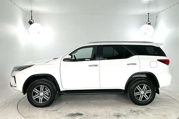 2024 Toyota Fortuner GXL GUN156R
