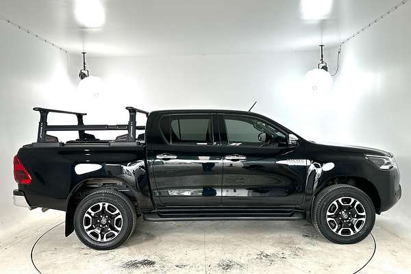 2021 Toyota Hilux SR5 GUN126R 4X4