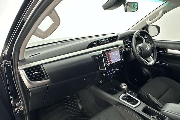 2021 Toyota Hilux SR5 GUN126R 4X4