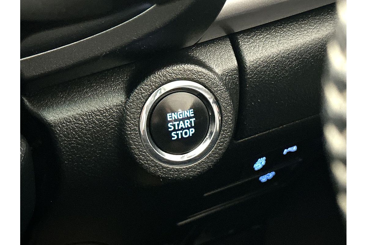 2021 Toyota Hilux SR5 GUN126R 4X4