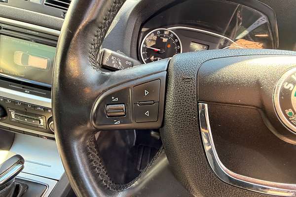 2012 SKODA Octavia Scout 103TDI 1Z