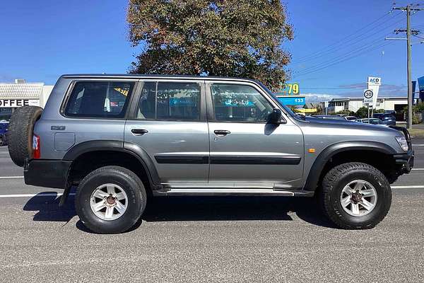 2003 Nissan Patrol ST GU III