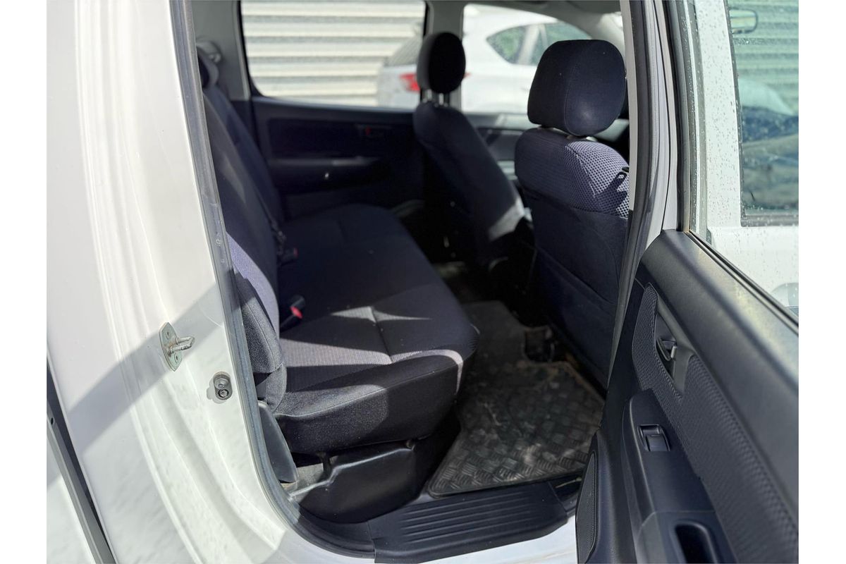 2015 Toyota Hilux SR KUN16R Rear Wheel Drive