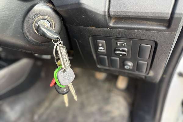 2015 Toyota Hilux SR KUN16R Rear Wheel Drive