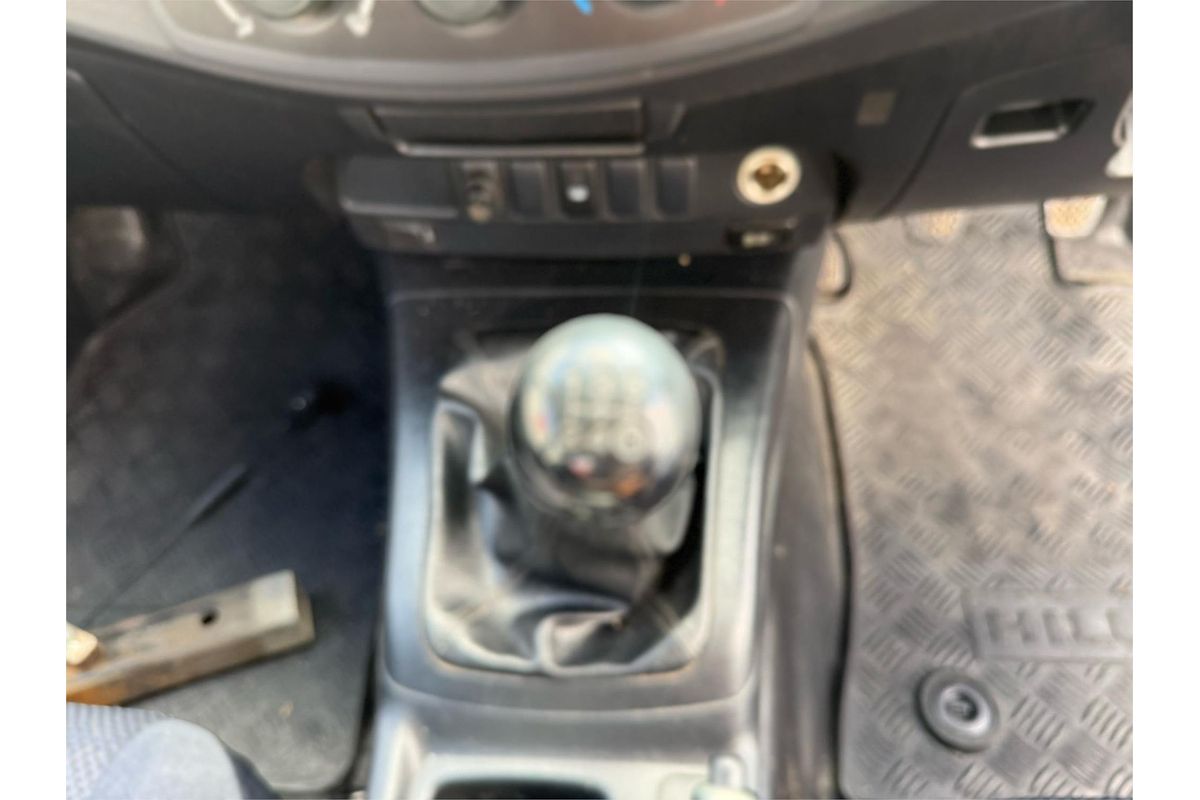2015 Toyota Hilux SR KUN16R Rear Wheel Drive