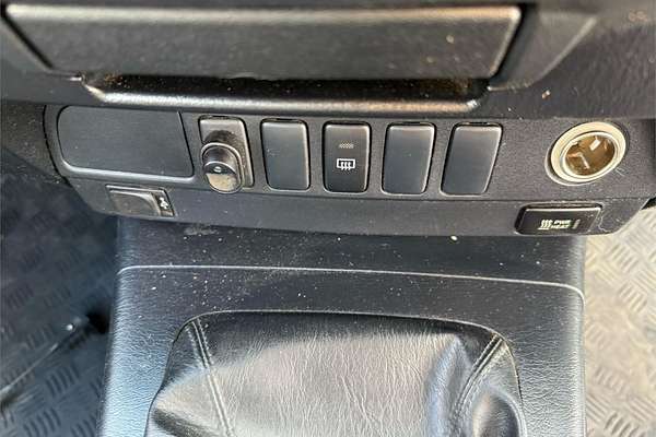 2015 Toyota Hilux SR KUN16R Rear Wheel Drive