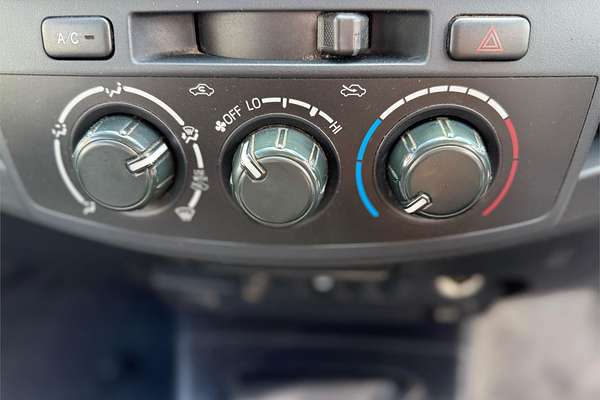 2015 Toyota Hilux SR KUN16R Rear Wheel Drive